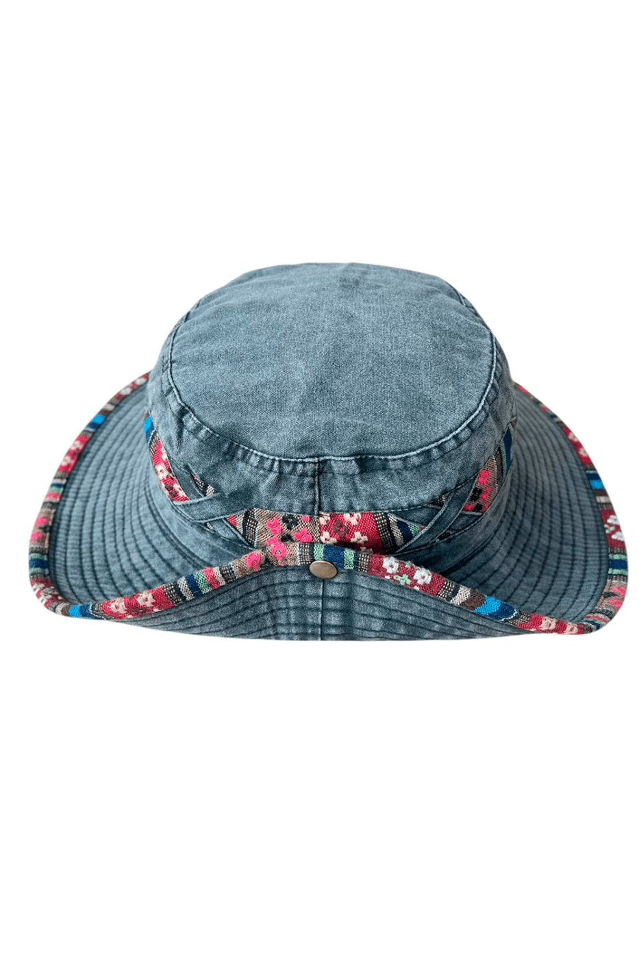 Gorro negro aventurero tipo étnico
